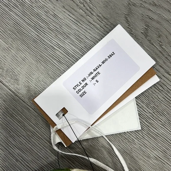 HEMANT AND NANDITA Corset Top in White Floral - Picture 4 of 7